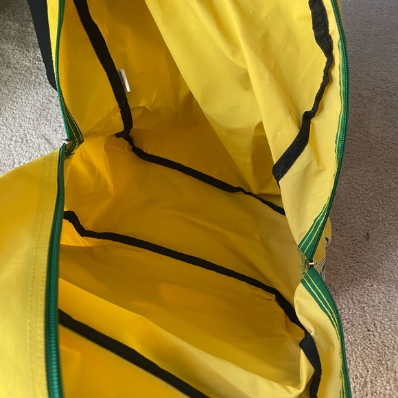 Oakland A's Harvey The Rabbit Backpack Yellow & Green Bag MLB Baseball - Picture 3 of 4